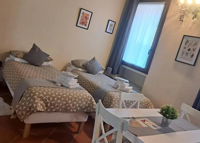 Monolocale Deluxe Anita Abbadesse M3-m5 Zara 3* Milano